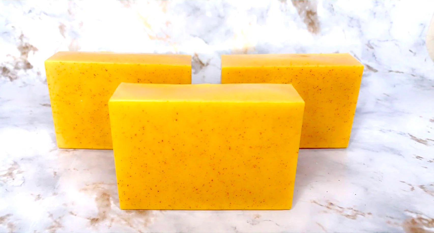 Savon Au Curcuma - Lot De 3, Blanchissant, Pour Taches Foncées, Naturel, NEUF