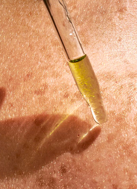 Clarifying Acne Serum | Helps Improve the Look of Pores & Breakouts 